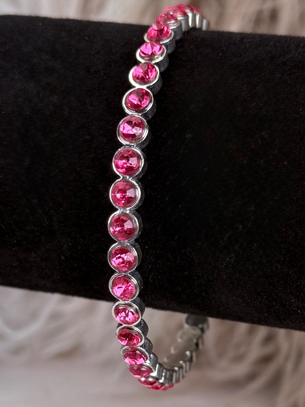 Vintage Pink Bling Silvertone Thin Stacking Bangle Bracelet